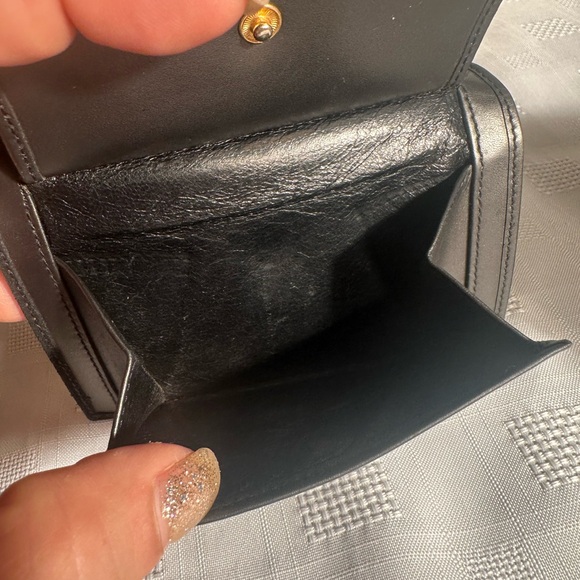 Gucci suede and leather black bifold wallet gold trim 4” x 5” unisex - Picture 8 of 15